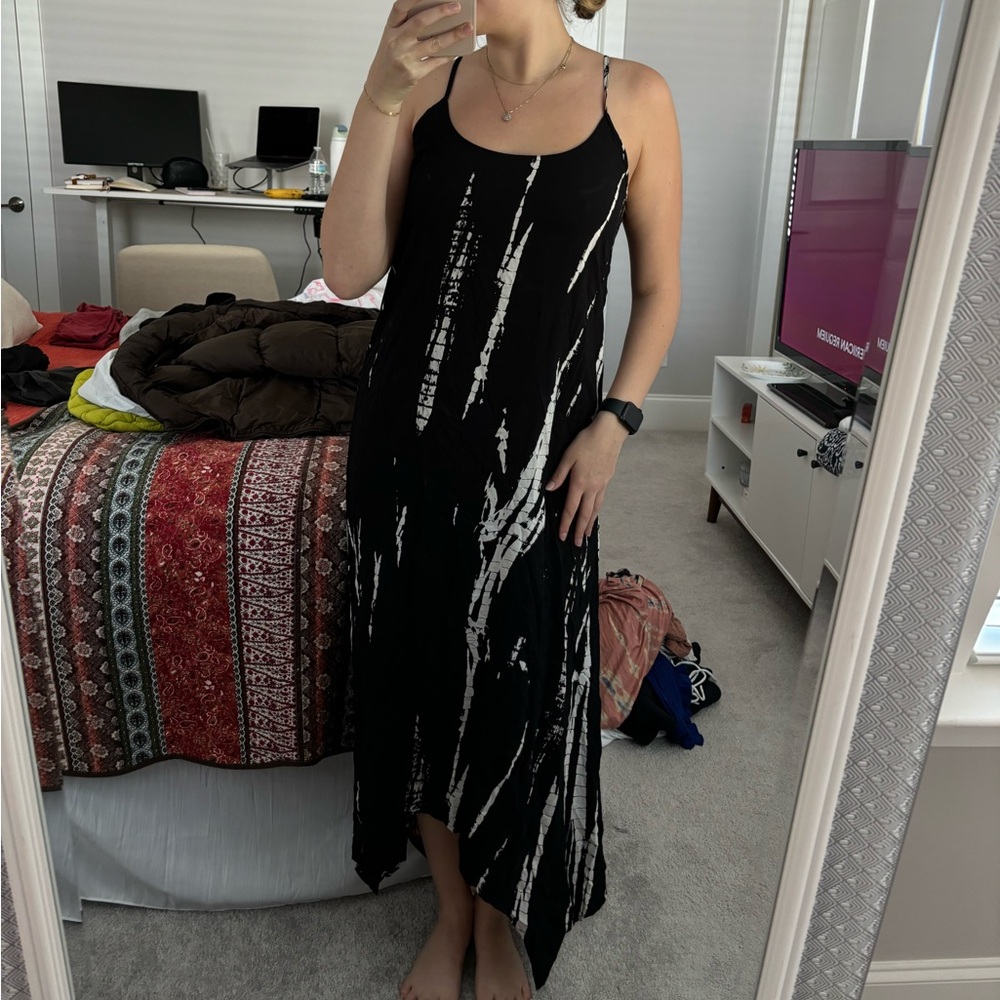 Black and White Tie Dye Loose Shift Dress